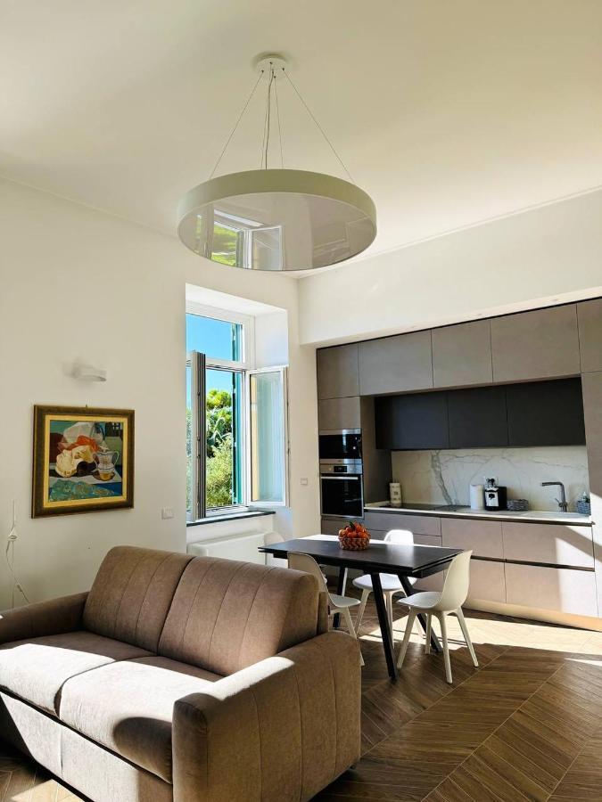 Alocasia Luxury Stay Salerno Exterior foto